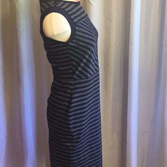 Environmentally correct dress made of 100% recycled products in size XS - Picture 7 of 11